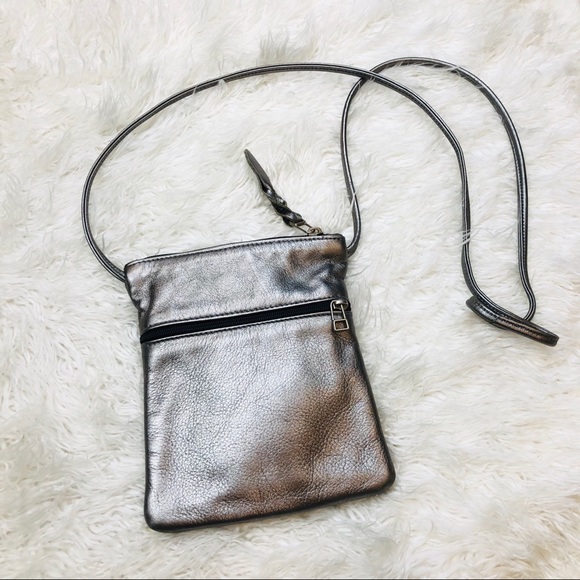 Sven Leather Metallic Crossbody Bag - Picture 2 of 9
